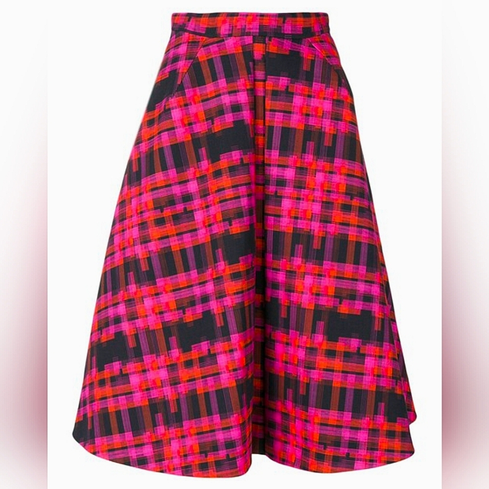 Delpozo Spain Plaid Flair Skirt us size 8 New With Tags